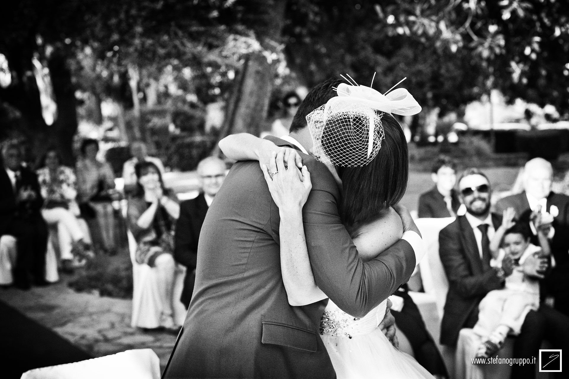 matrimonio | L'uscita degli sposi | fotografia di Stefano Gruppo