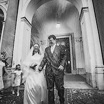 Matrimonio | L'uscita degli sposi | foto di Stefano Gruppo