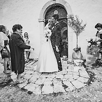 Matrimonio | L'uscita degli sposi | foto di Stefano Gruppo