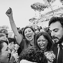 Matrimonio | L'uscita degli sposi | foto di Stefano Gruppo