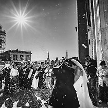 Matrimonio | L'uscita degli sposi | foto di Stefano Gruppo