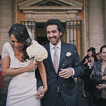 Matrimonio | L'uscita degli sposi | foto di Stefano Gruppo