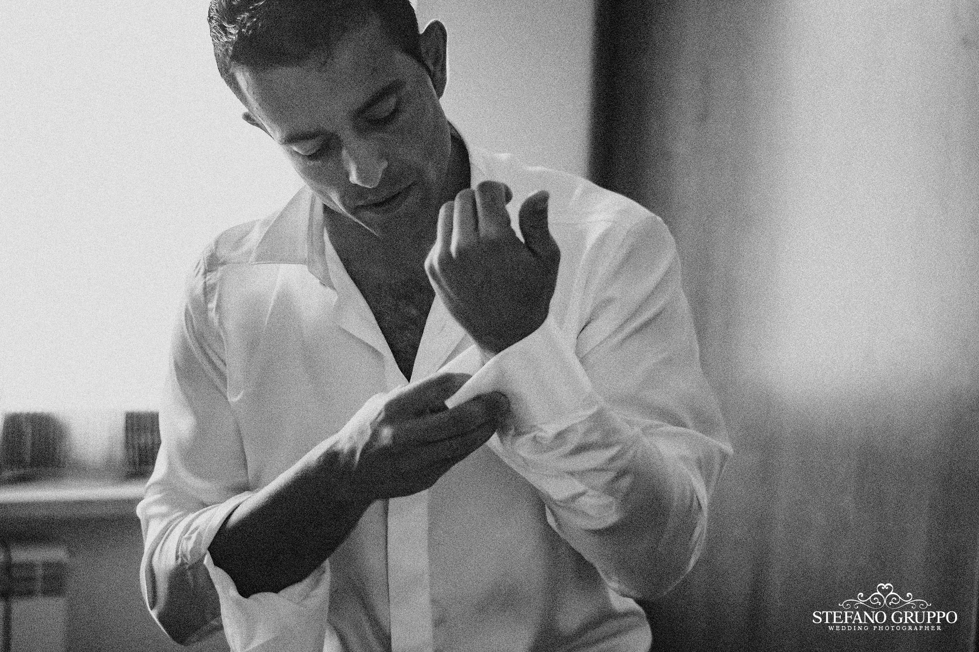 Matrimonio | La preparazione dello Sposo | foto di �Stefano Gruppo