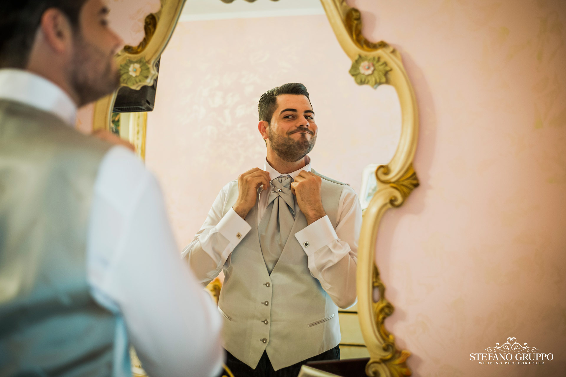 Matrimonio | La preparazione dello Sposo | foto di �Stefano Gruppo