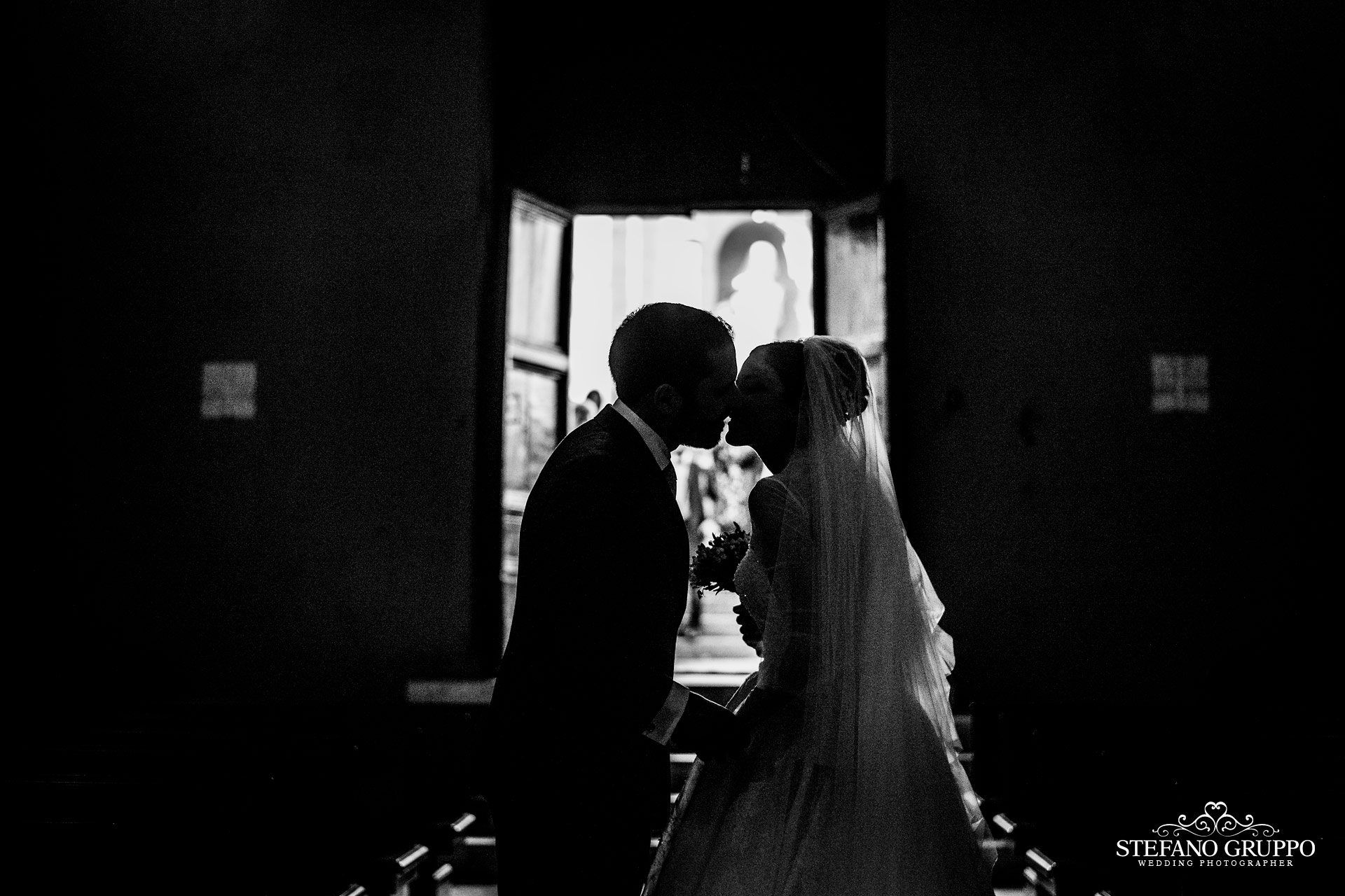 Matrimonio | L'uscita degli sposi | foto di �Stefano Gruppo