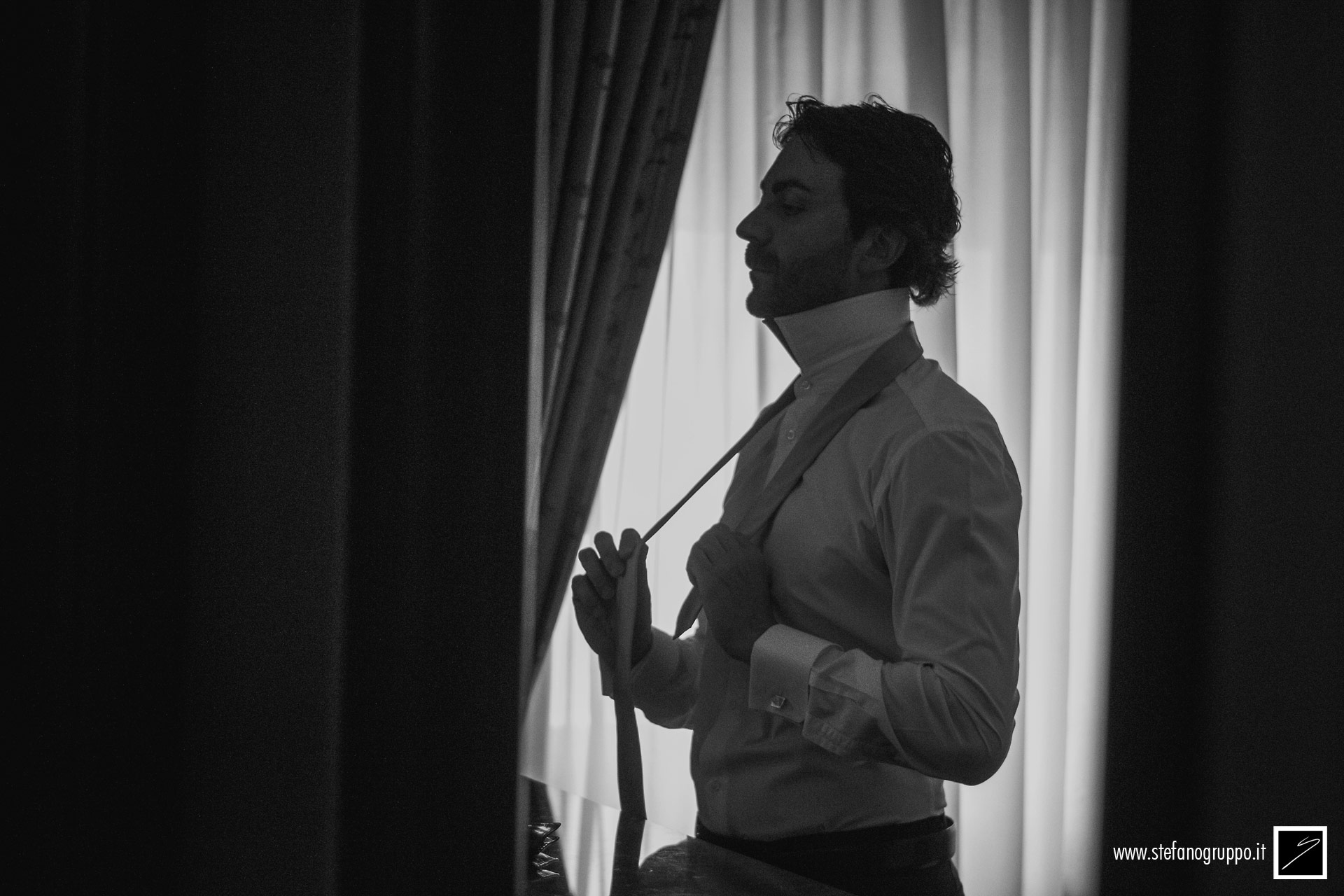 Matrimonio | La preparazione dello Sposo | foto di �Stefano Gruppo