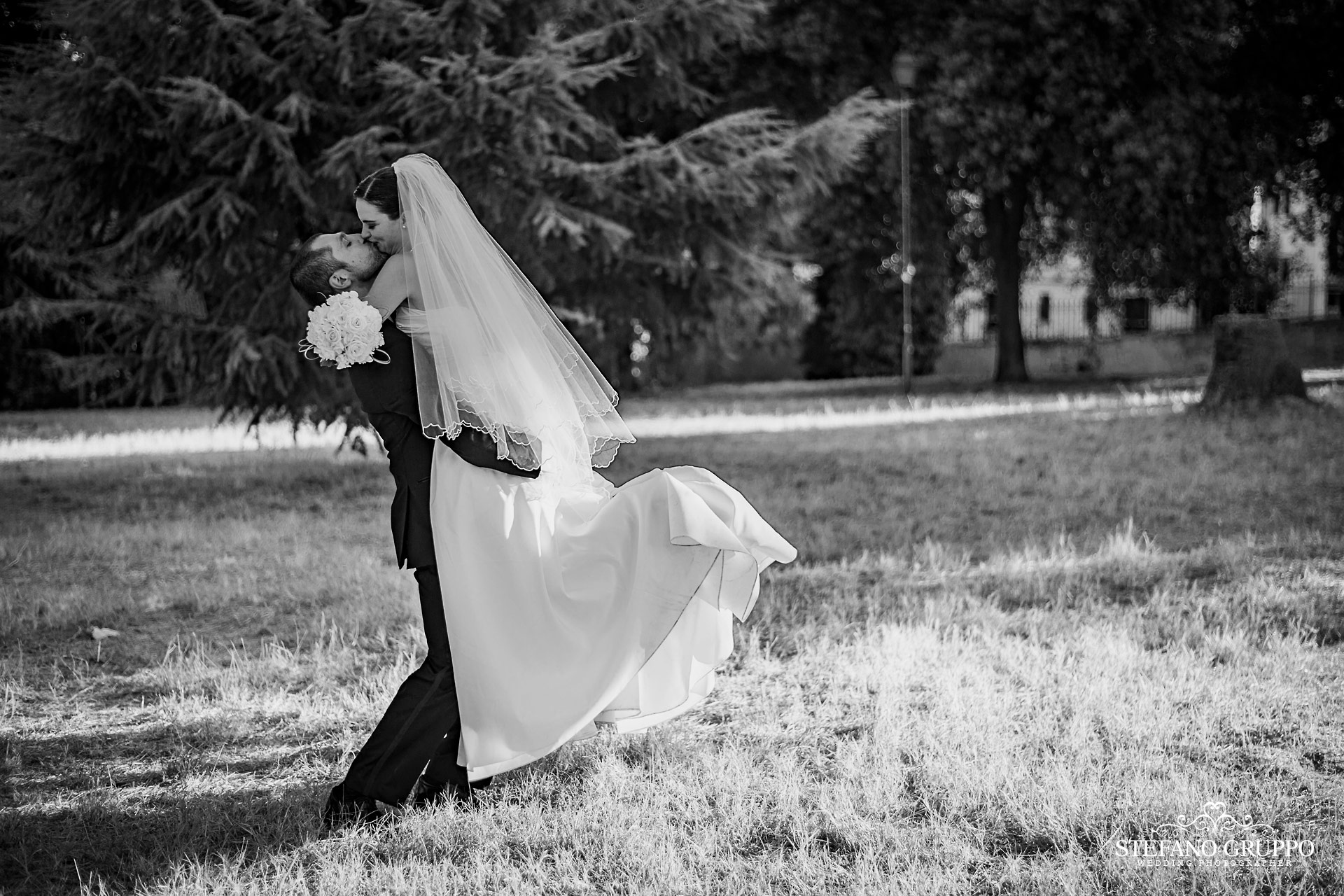 Matrimonio | La passeggiata | foto di �Stefano Gruppo
