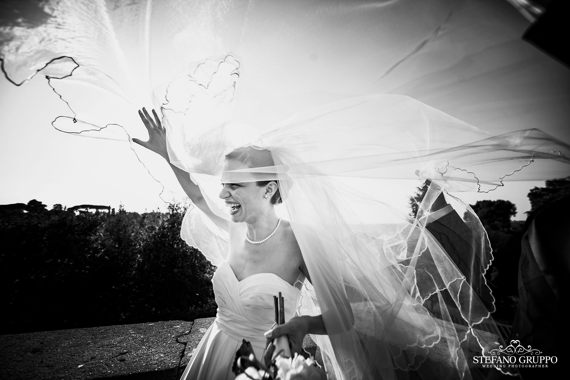 Matrimonio | La passeggiata | foto di �Stefano Gruppo