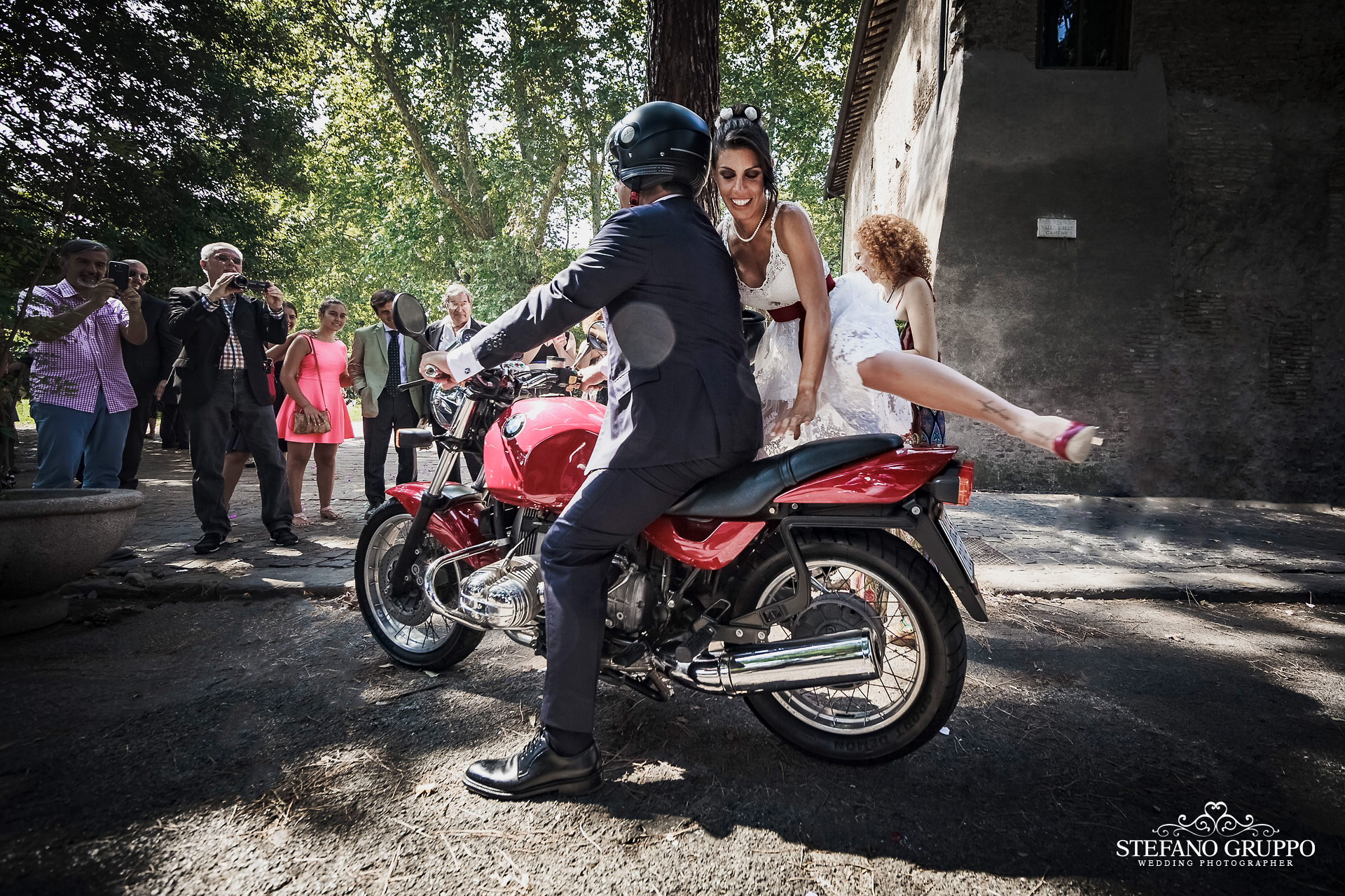 Matrimonio | La passeggiata | foto di �Stefano Gruppo